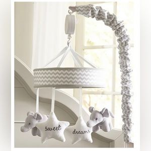 Wendy Bellísimo elephant mobile for boys or girls